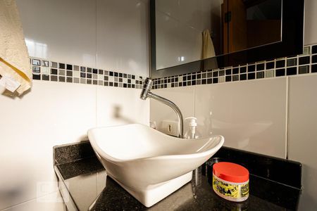 Casa à venda com 130m², 3 quartos e 2 vagasBanheiro da Suíte 3