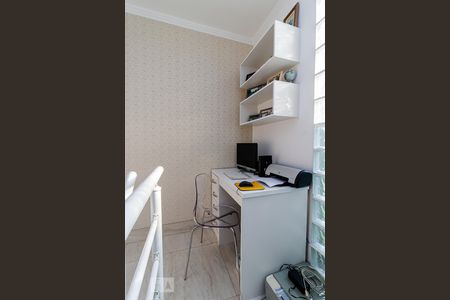 Casa à venda com 130m², 3 quartos e 2 vagasEscritório