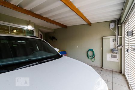 Casa à venda com 130m², 3 quartos e 2 vagasGaragem