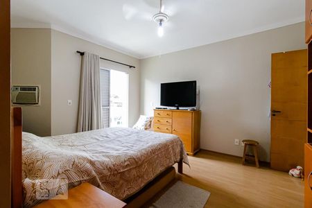 Casa à venda com 130m², 3 quartos e 2 vagasSuíte 2