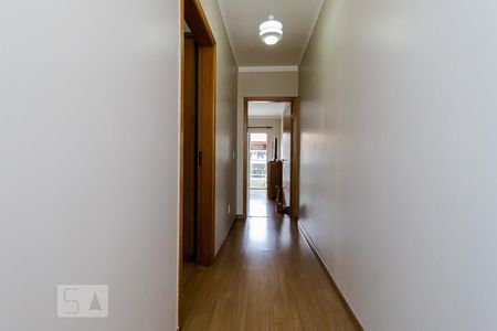 Casa à venda com 130m², 3 quartos e 2 vagasCorredor