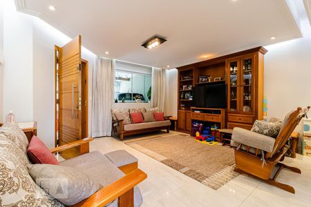 Sala de casa à venda com 3 quartos, 130m² em Jardim Maria Estela, São Paulo