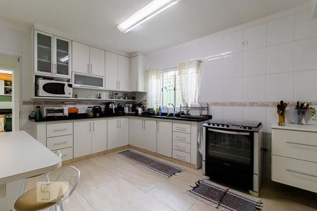 Casa à venda com 130m², 3 quartos e 2 vagasCozinha