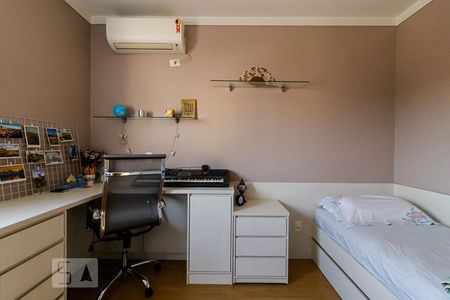 Casa à venda com 130m², 3 quartos e 2 vagasSuíte 1