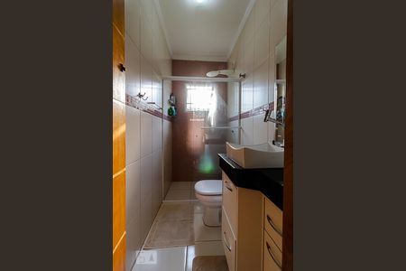 Casa à venda com 130m², 3 quartos e 2 vagasBanheiro da Suíte 1