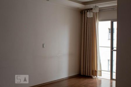 Sala de apartamento para alugar com 2 quartos, 56m² em Jardim Santo Antonio, São Paulo