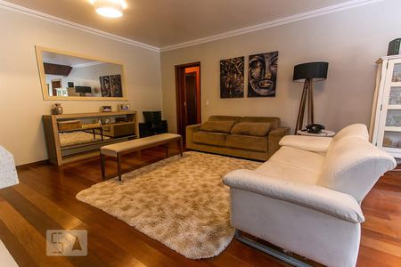 Sala de casa de condomínio à venda com 3 quartos, 188m² em Pedra Redonda, Porto Alegre