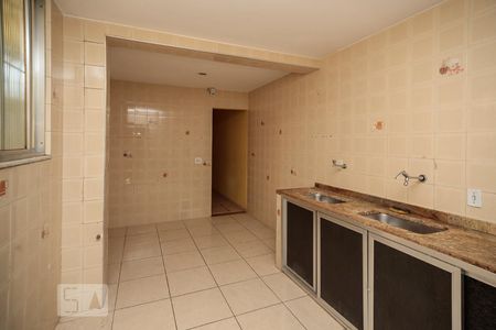 Apartamento à venda com 114m², 3 quartos e sem vagaCozinha