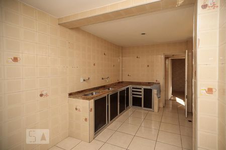 Apartamento à venda com 114m², 3 quartos e sem vagaCozinha
