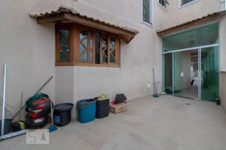 Casa à venda com 180m², 2 quartos e 5 vagasÁrea Externa