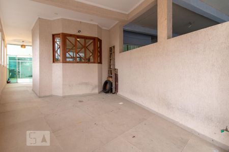 Casa à venda com 180m², 2 quartos e 5 vagasGaragem