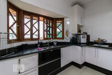 Casa à venda com 180m², 2 quartos e 5 vagasCozinha