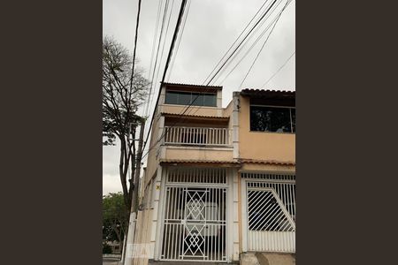 Casa à venda com 180m², 2 quartos e 5 vagasFachada