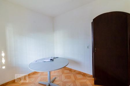 Casa à venda com 300m², 4 quartos e 2 vagasQuarto 2