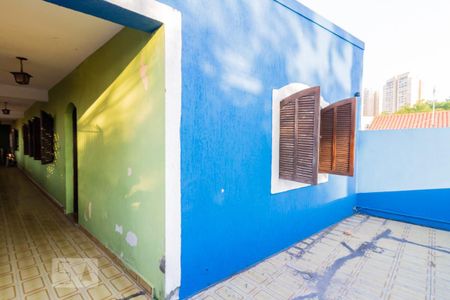 Casa à venda com 300m², 4 quartos e 2 vagasCorredor lateral