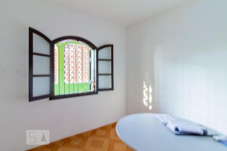 Casa à venda com 300m², 4 quartos e 2 vagasQuarto 2