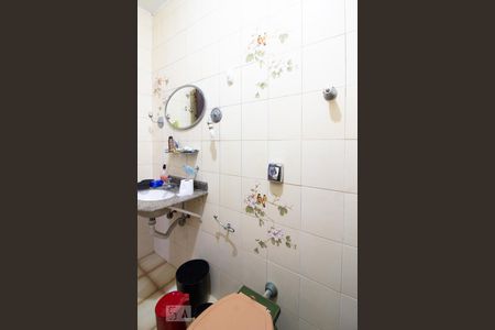 Casa à venda com 300m², 4 quartos e 2 vagasBanheiro da Suíte