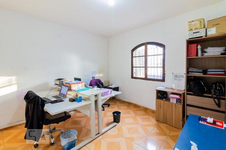 Casa à venda com 300m², 4 quartos e 2 vagasQuarto 3