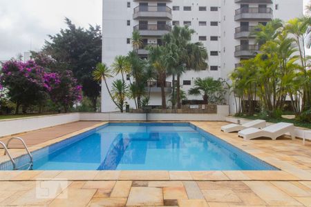 Apartamento para alugar com 133m², 3 quartos e 2 vagasÁrea comum - Piscina