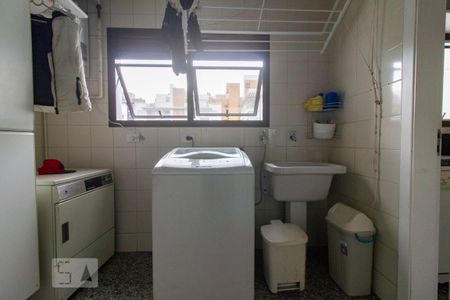 Apartamento para alugar com 133m², 3 quartos e 2 vagasÁrea de Serviço