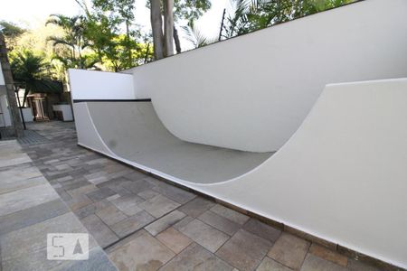 Apartamento para alugar com 133m², 3 quartos e 2 vagas Apartamento para alugar com 133m², 3 quartos e 2 vagasPista de skate