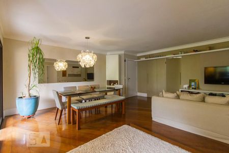 Sala de apartamento à venda com 3 quartos, 133m² em Vila Progredior, São Paulo