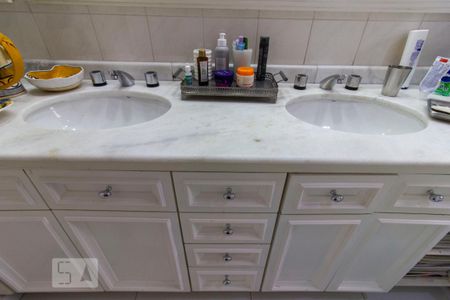 Apartamento para alugar com 133m², 3 quartos e 2 vagasPia