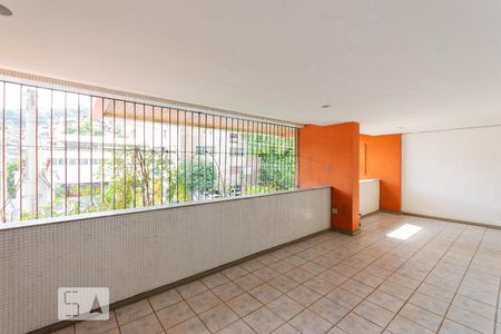 Apartamento à venda com 86m², 2 quartos e 1 vagaÁrea comum
