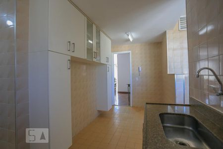Apartamento à venda com 86m², 2 quartos e 1 vagaCozinha
