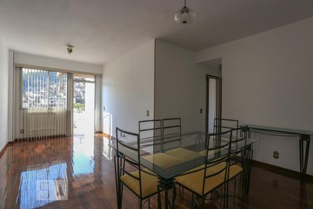 Apartamento à venda com 86m², 2 quartos e 1 vagaSala