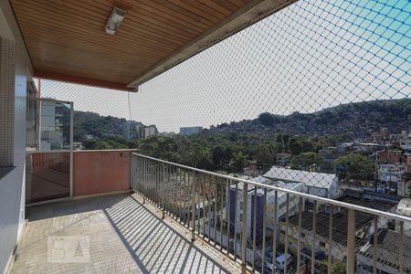 Apartamento à venda com 86m², 2 quartos e 1 vagaVaranda da Sala