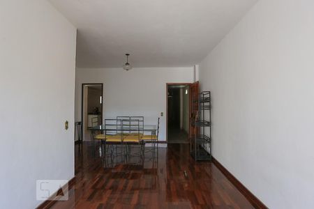 Apartamento à venda com 86m², 2 quartos e 1 vagaSala