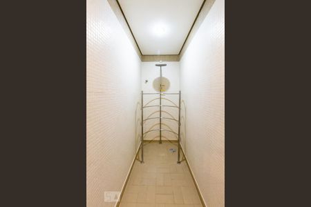 Studio para alugar com 42m², 1 quarto e 1 vaga Studio para alugar com 42m², 1 quarto e 1 vagaChuveiro