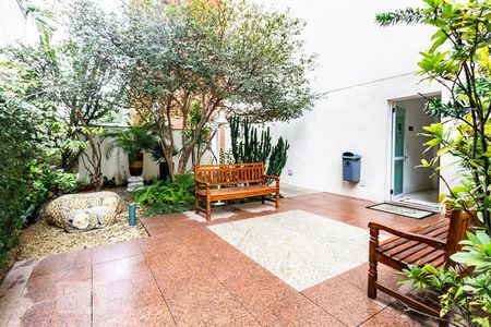 Studio para alugar com 42m², 1 quarto e 1 vaga Studio para alugar com 42m², 1 quarto e 1 vagaÁrea comum