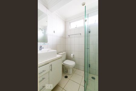 Studio para alugar com 42m², 1 quarto e 1 vaga Studio para alugar com 42m², 1 quarto e 1 vagaBanheiro