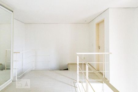 Studio para alugar com 42m², 1 quarto e 1 vaga Studio para alugar com 42m², 1 quarto e 1 vagaQuarto