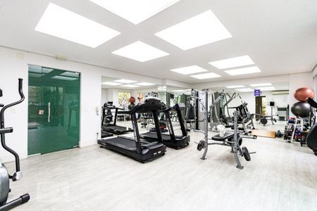 Studio para alugar com 42m², 1 quarto e 1 vaga Studio para alugar com 42m², 1 quarto e 1 vagaAcademia