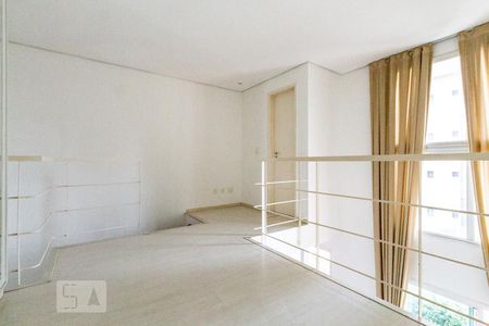 Studio para alugar com 42m², 1 quarto e 1 vaga Studio para alugar com 42m², 1 quarto e 1 vagaQuarto