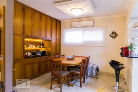 Sala  de casa para alugar com 3 quartos, 160m² em Parque Jabaquara, São Paulo