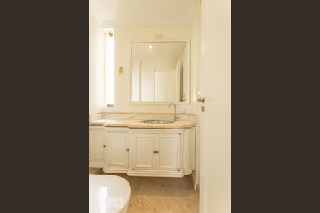 Apartamento para alugar com 130m², 3 quartos e 1 vagaBanheiro