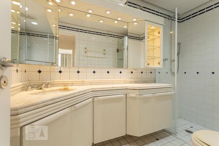 Apartamento para alugar com 130m², 3 quartos e 1 vagaBanheiro 1