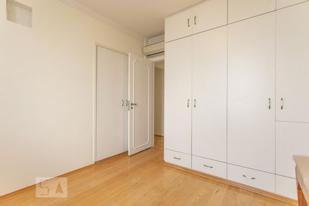 Apartamento para alugar com 130m², 3 quartos e 1 vagaQuarto 1