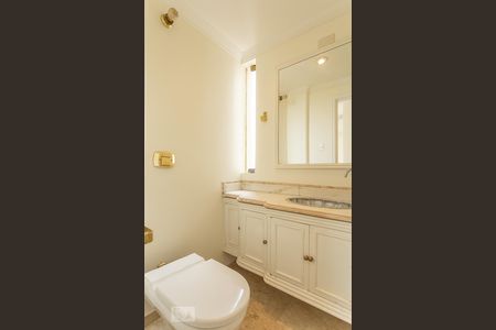 Banheiro de apartamento para alugar com 3 quartos, 120m² em Perdizes, São Paulo