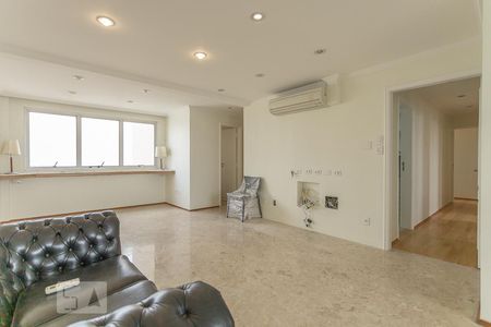 Sala de apartamento para alugar com 3 quartos, 120m² em Perdizes, São Paulo