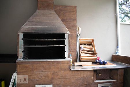 Casa de condomínio à venda com 213m², 4 quartos e 4 vagasChurrasqueira