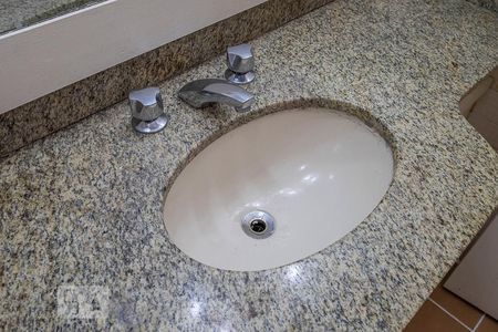 Apartamento à venda com 38m², 1 quarto e 1 vaga Apartamento à venda com 38m², 1 quarto e 1 vagaBanheiro