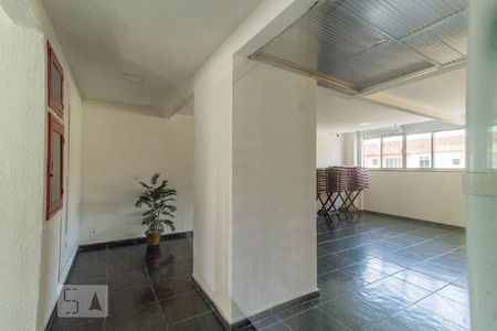 Apartamento à venda com 48m², 2 quartos e 1 vaga Apartamento à venda com 48m², 2 quartos e 1 vagaÁrea comum - Salão de festas