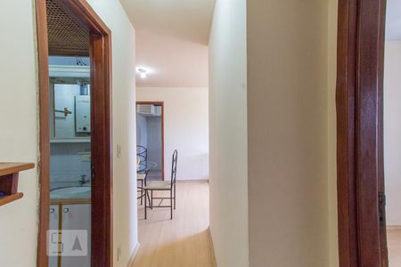 Apartamento à venda com 48m², 2 quartos e 1 vaga Apartamento à venda com 48m², 2 quartos e 1 vagaCorredor
