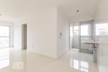 Sala de apartamento para alugar com 2 quartos, 50m² em Vila Paranaguá, São Paulo