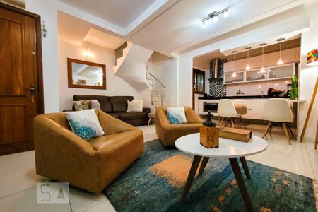 Sala de casa de condomínio à venda com 3 quartos, 143m² em Ipanema, Porto Alegre